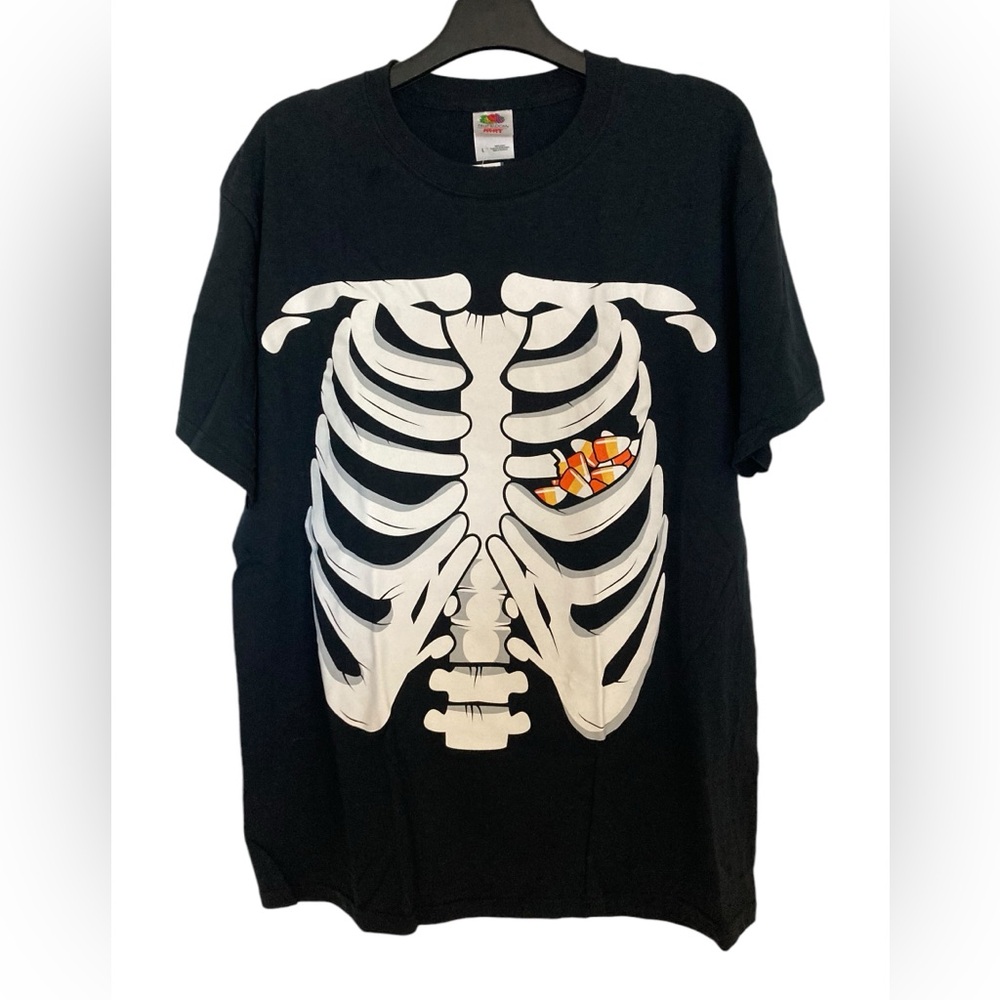 NWT Halloween Skeleton Rib Cage Candy Corn Tshirt